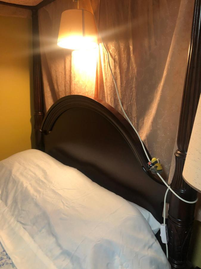 Private Room With Private Full Bathroom 시카고 외부 사진